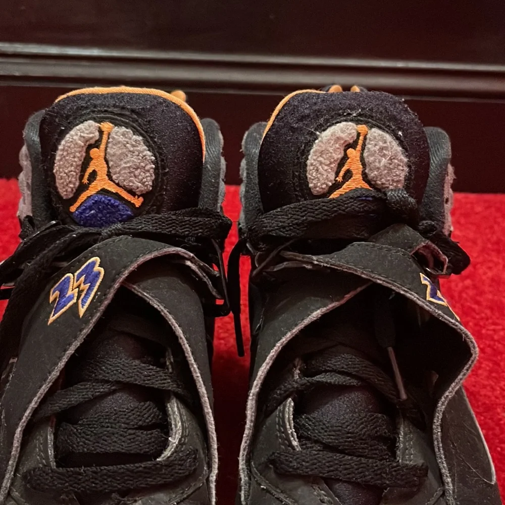 Jordan 8 Retro- Phoenix Suns , 8/10 cond. mens9.5 - Picture 5 of 6